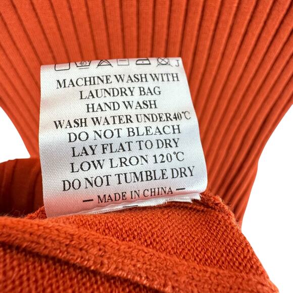 Arach & Cloz NWT Burnt Orange Long Sleeve V-Neck Ribbed Knit Midi Dress Size S - Picture 7 of 7